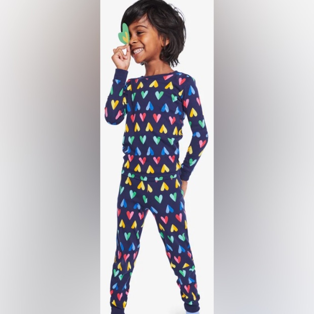 🌈 ❤️ NWOT Primary rainbow heart pajama top and bottom PJs